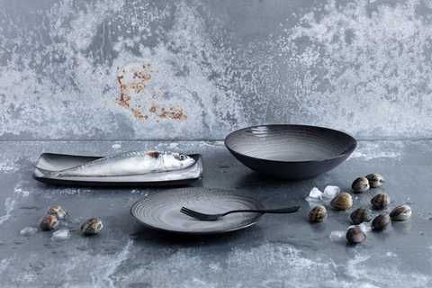 Тарелка суповая Revol Swell Black 653532