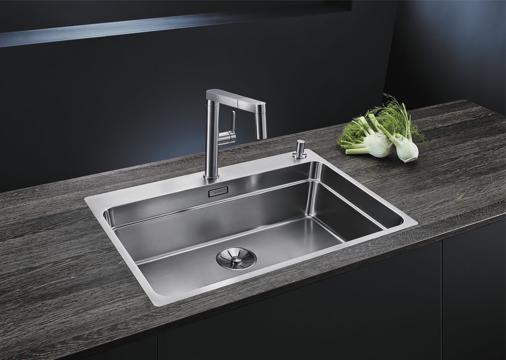 Кухонный смеситель Blanco Panera-S Stainless Steel 521547