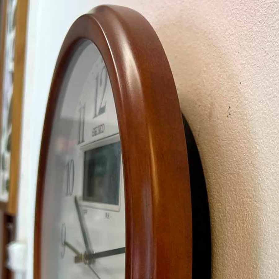 Настенные часы Seiko Quartz Wall Clock QXL012B