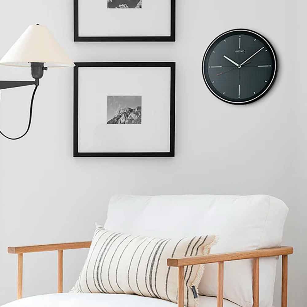 Настенные часы Seiko Quartz Wall Clock QXA816K