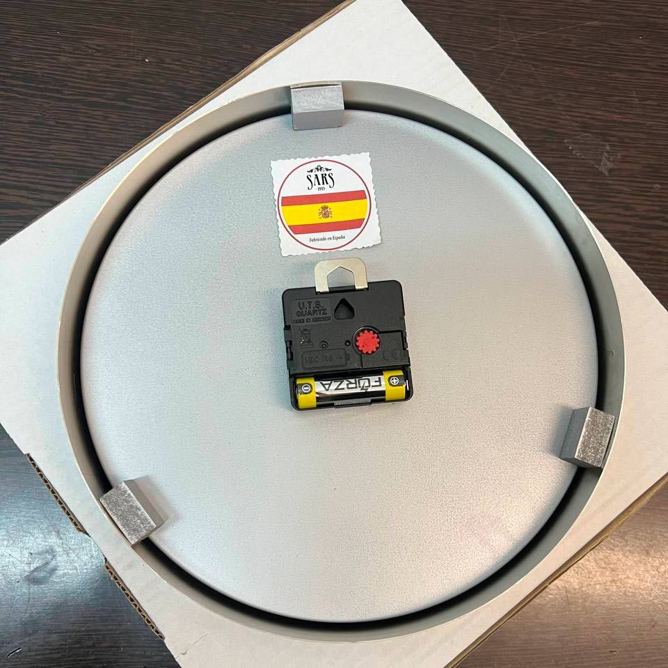 Настенные часы SARS Quartz Wall Clock 0153