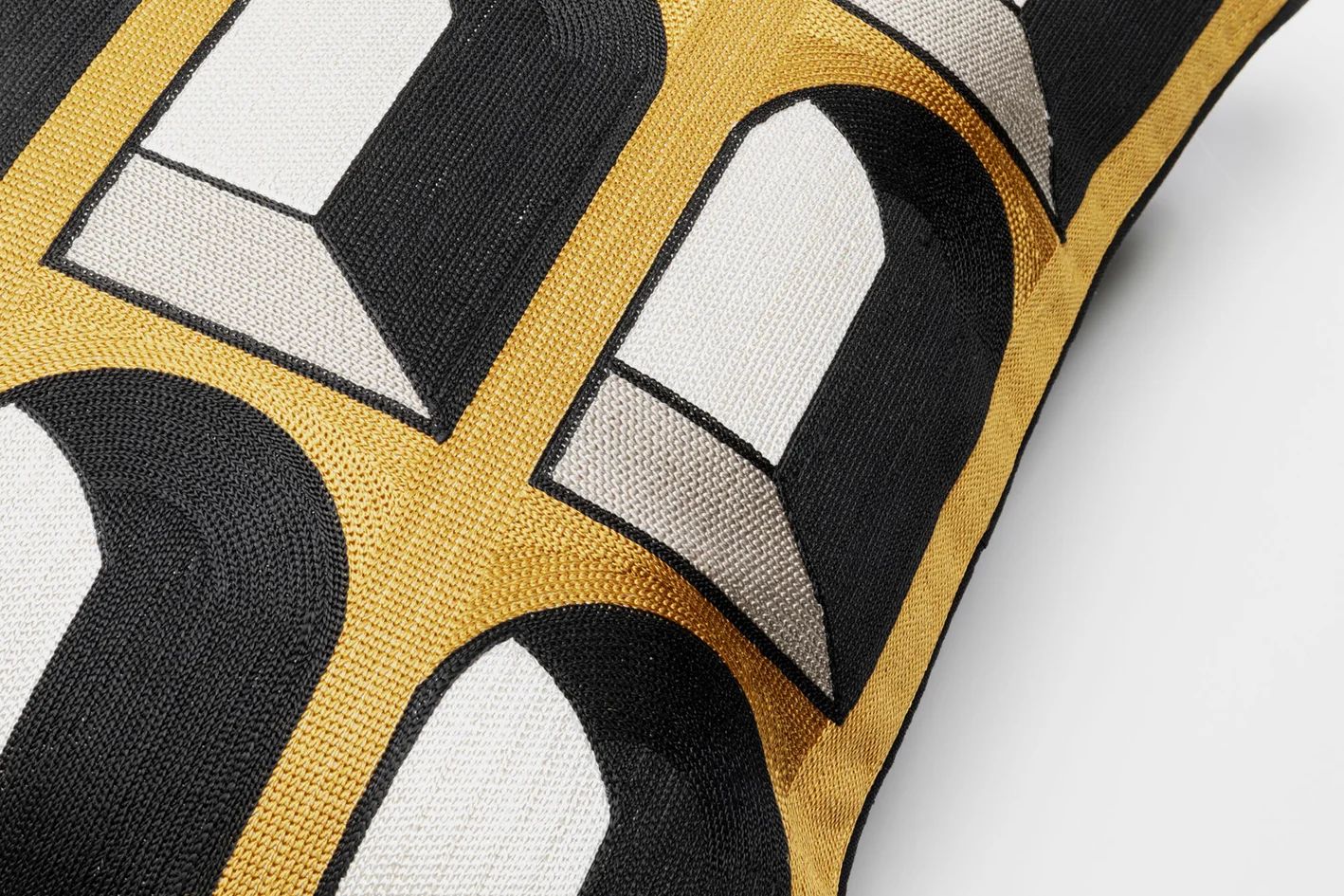 Подушка KARE Kissen Coloseo 55505