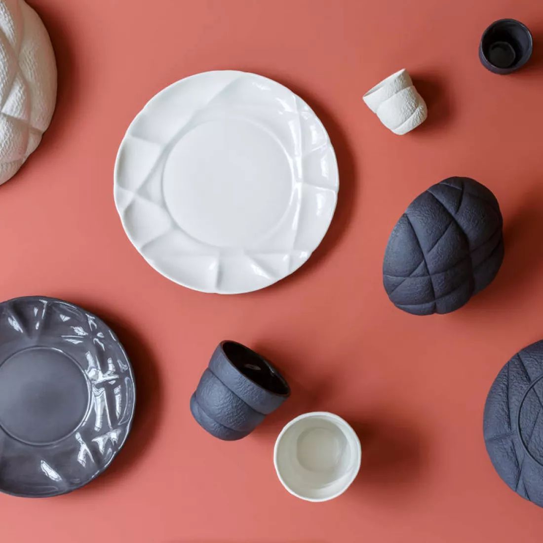 Тарелка десертная Revol Succession Black 650731