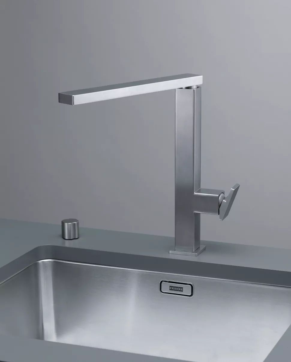 Кухонный смеситель Franke Centinox Neo 115.0547.854