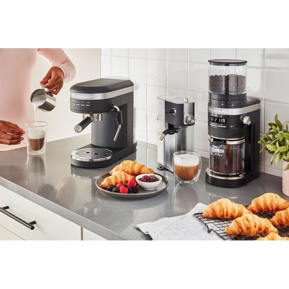 Кофеварка рожковая KitchenAid Artisan 5KES6503EBK