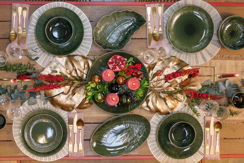 Блюдо сервировочное KitchenCraft Mikasa Jardin Green Oval Serving Platter MKJDSRVPLATOV