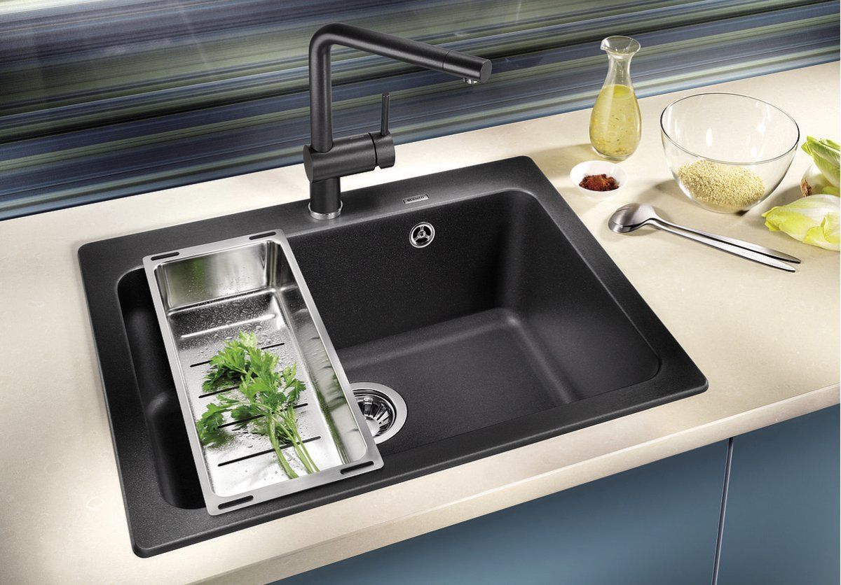 Кухонная мойка Blanco Naya 6 Silgranit Black 525941