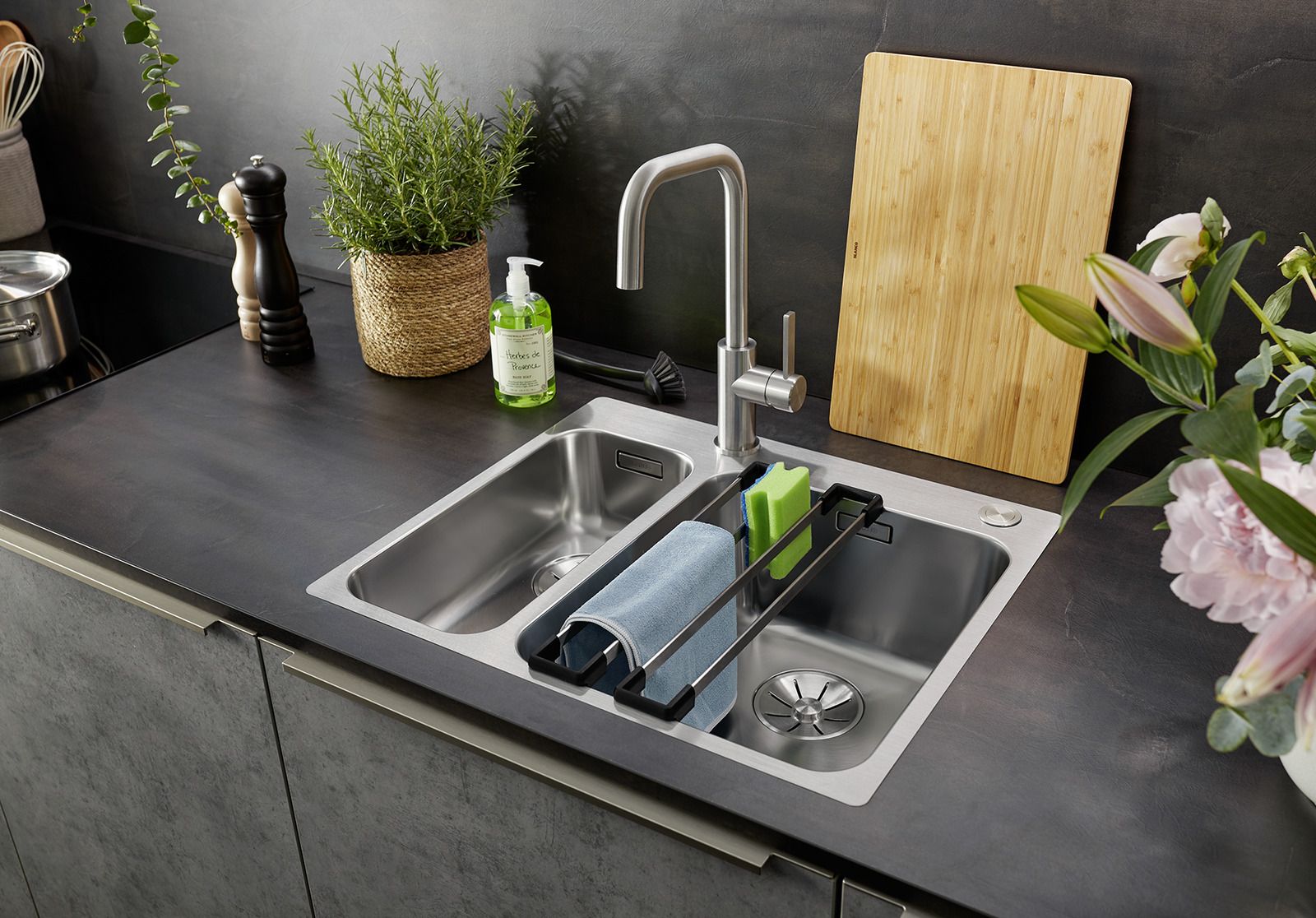 Кухонный смеситель Blanco Jandora Stainless Steel 526615