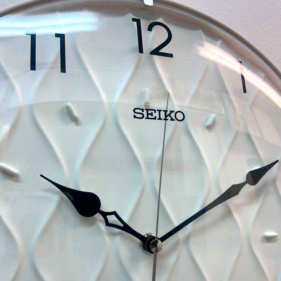 Настенные часы Seiko Quartz Wall Clock QXA794W