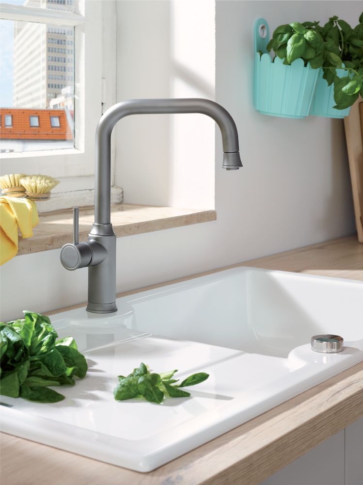 Кухонный смеситель Blanco Livia-S Galvanic Chrome 521288