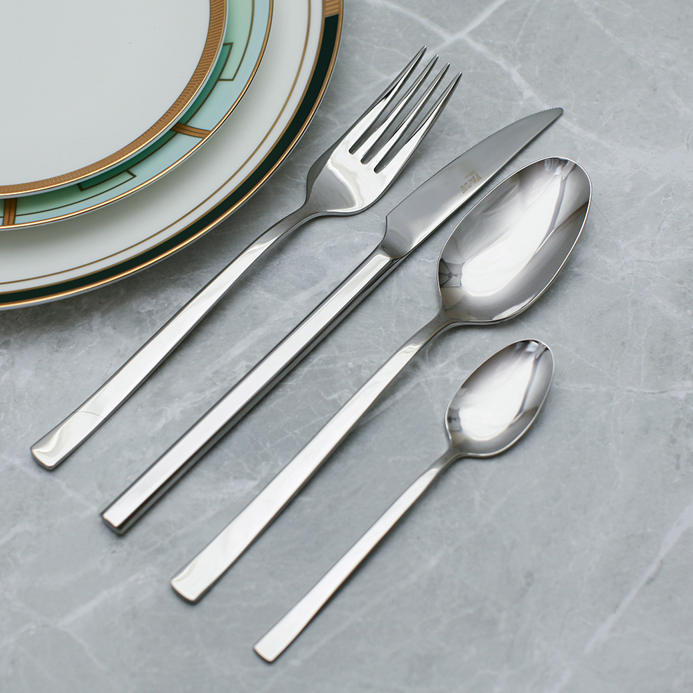 Набор столовых приборов Face Zeus ZEU16C