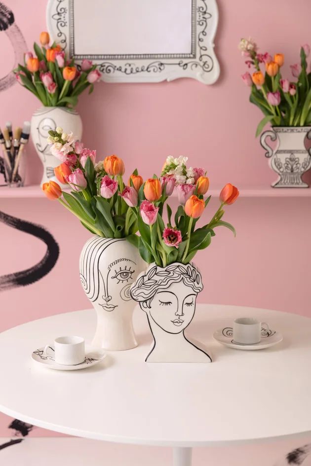 Ваза KARE Vase Favola Lady 55002