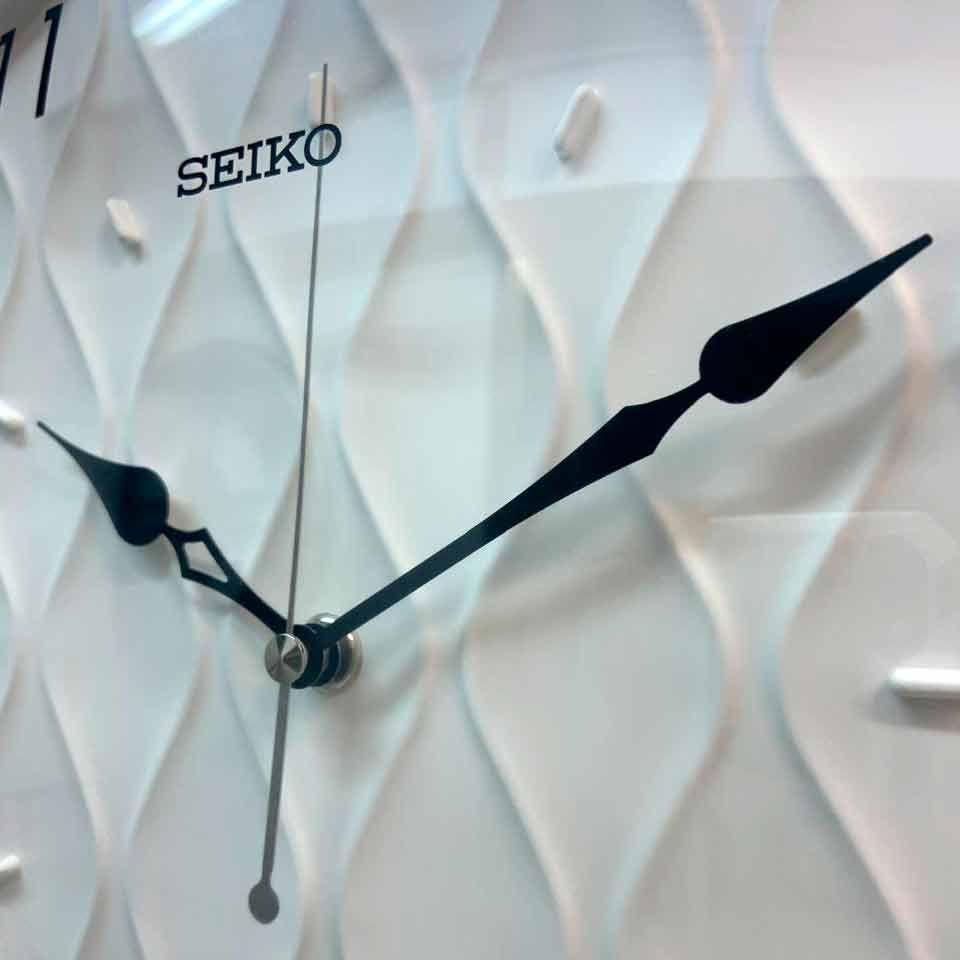 Настенные часы Seiko Quartz Wall Clock QXA794W