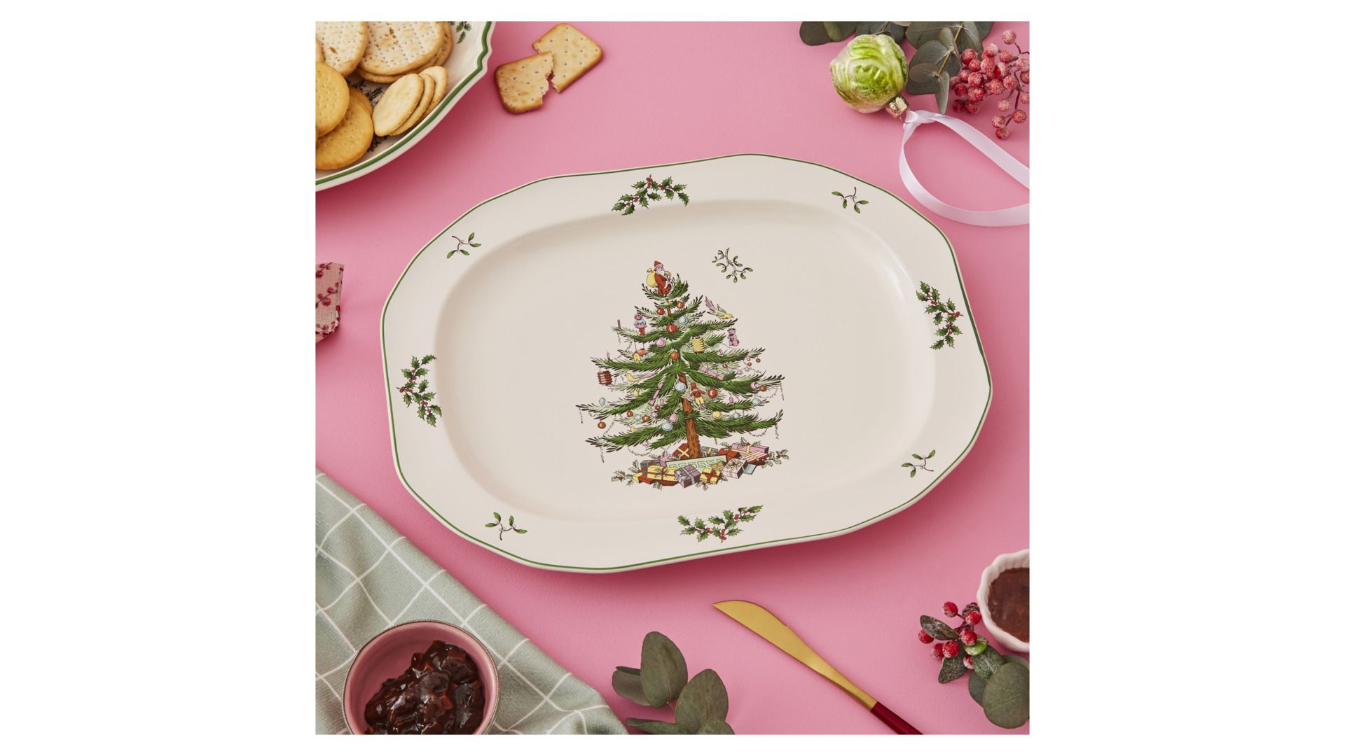Блюдо овальное Spode Christmas Tree Sculpted Oval Platter XT5198-X
