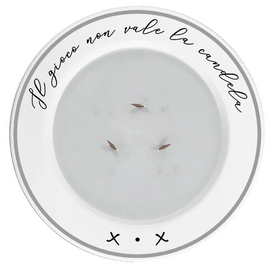 Ароматическая свеча Mami Milano Il Gioco Non Vale La Candela CAND2.06