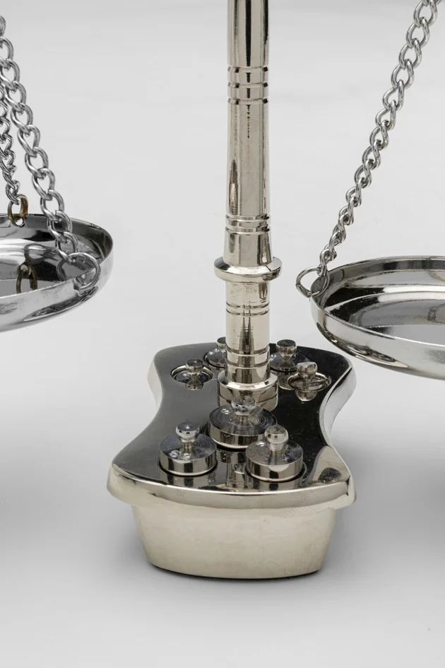 Фигурка KARE Deko Objekt Scale 55315