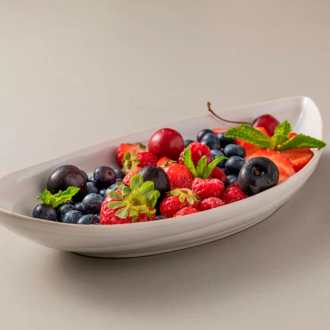 Блюдо овальное Costa Nova Aparte Tray MRA311-WHI