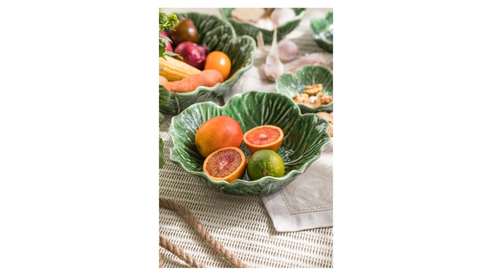 Салатник Bordallo Pinheiro Cabbage Medium Bowl 65000622