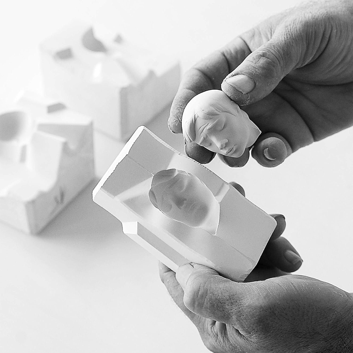 Статуэтка NAO A Kiss Forever 2001613