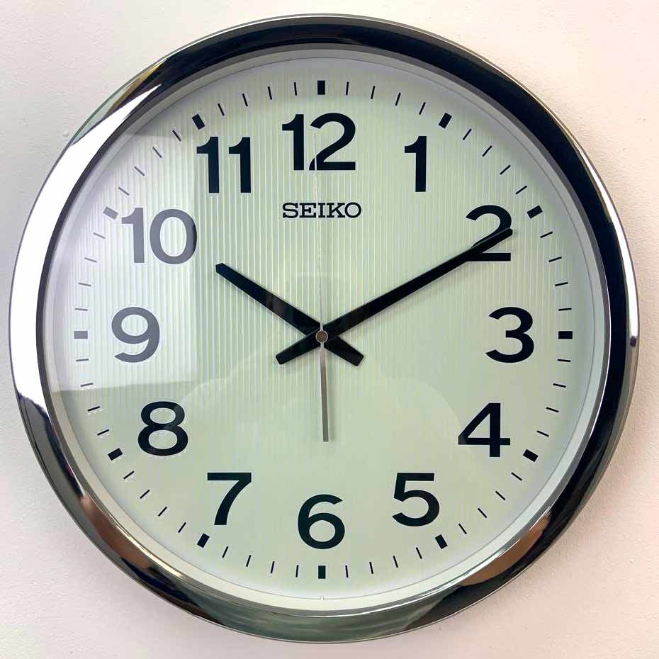 Настенные часы Seiko Quartz Wall Clock QXA799S