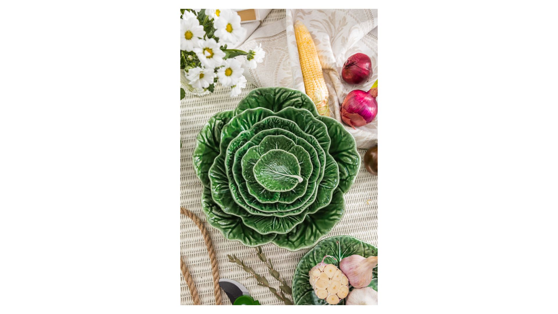 Салатник Bordallo Pinheiro Cabbage Medium Bowl 65000696