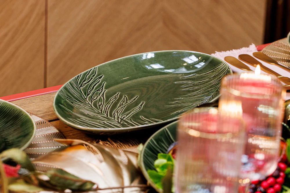 Блюдо сервировочное KitchenCraft Mikasa Jardin Green Oval Serving Platter MKJDSRVPLATOV