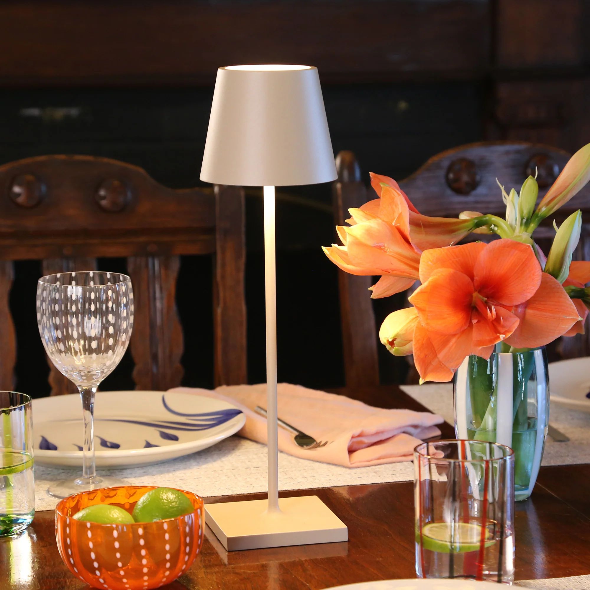 Настольная лампа Zafferano Poldina Sand Table Lamp LD0340S3