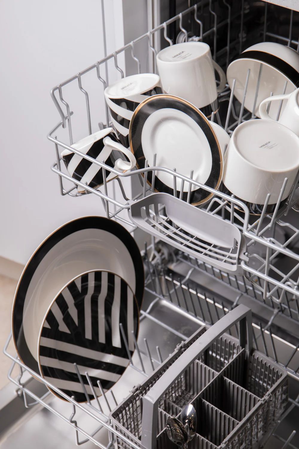 4 кружки KitchenCraft Mikasa Luxe Deco Mugs Set MKLDMUGPK4