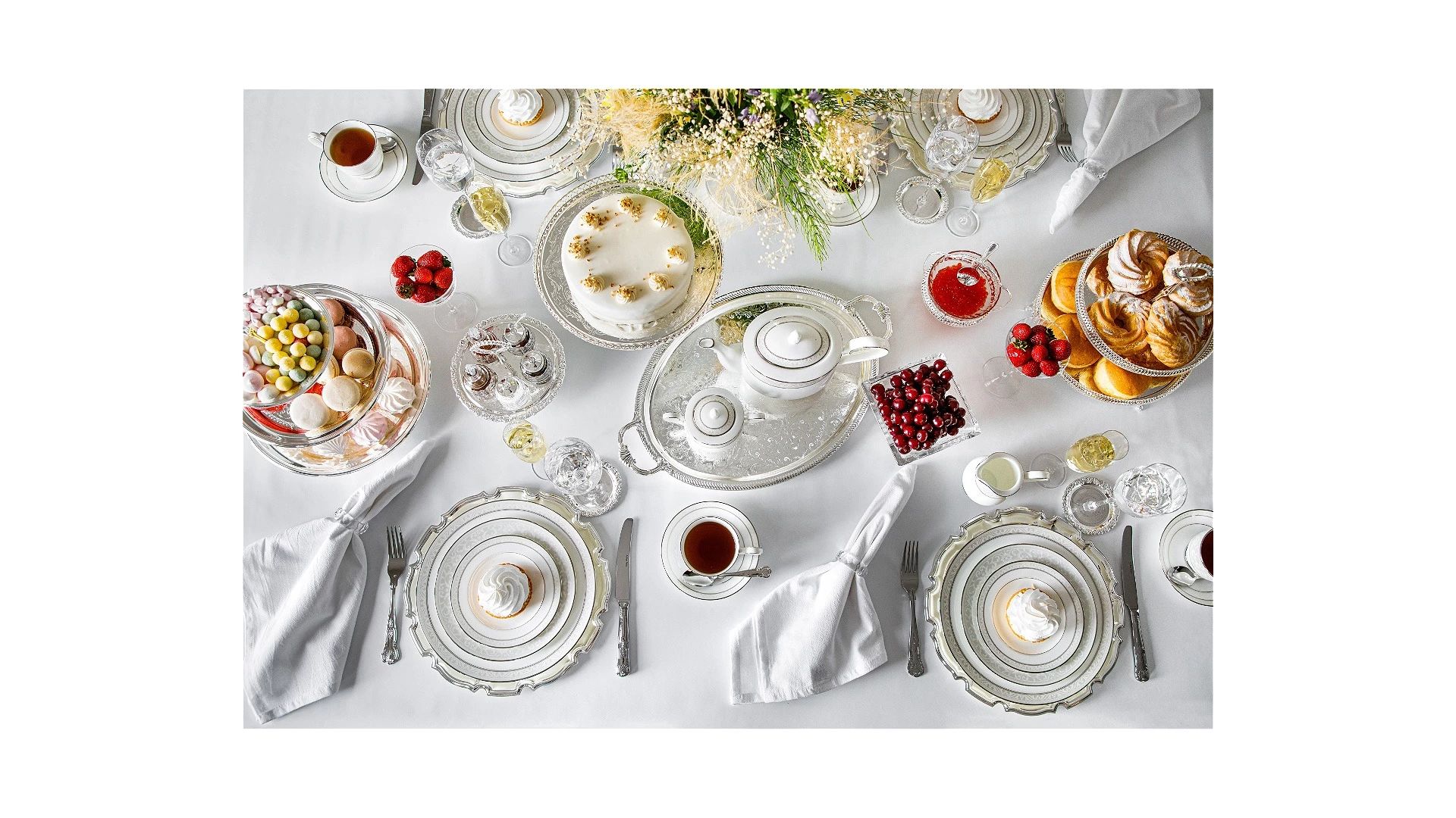 Тарелка обеденная Noritake Montvale Platinum NOR4807L/97220