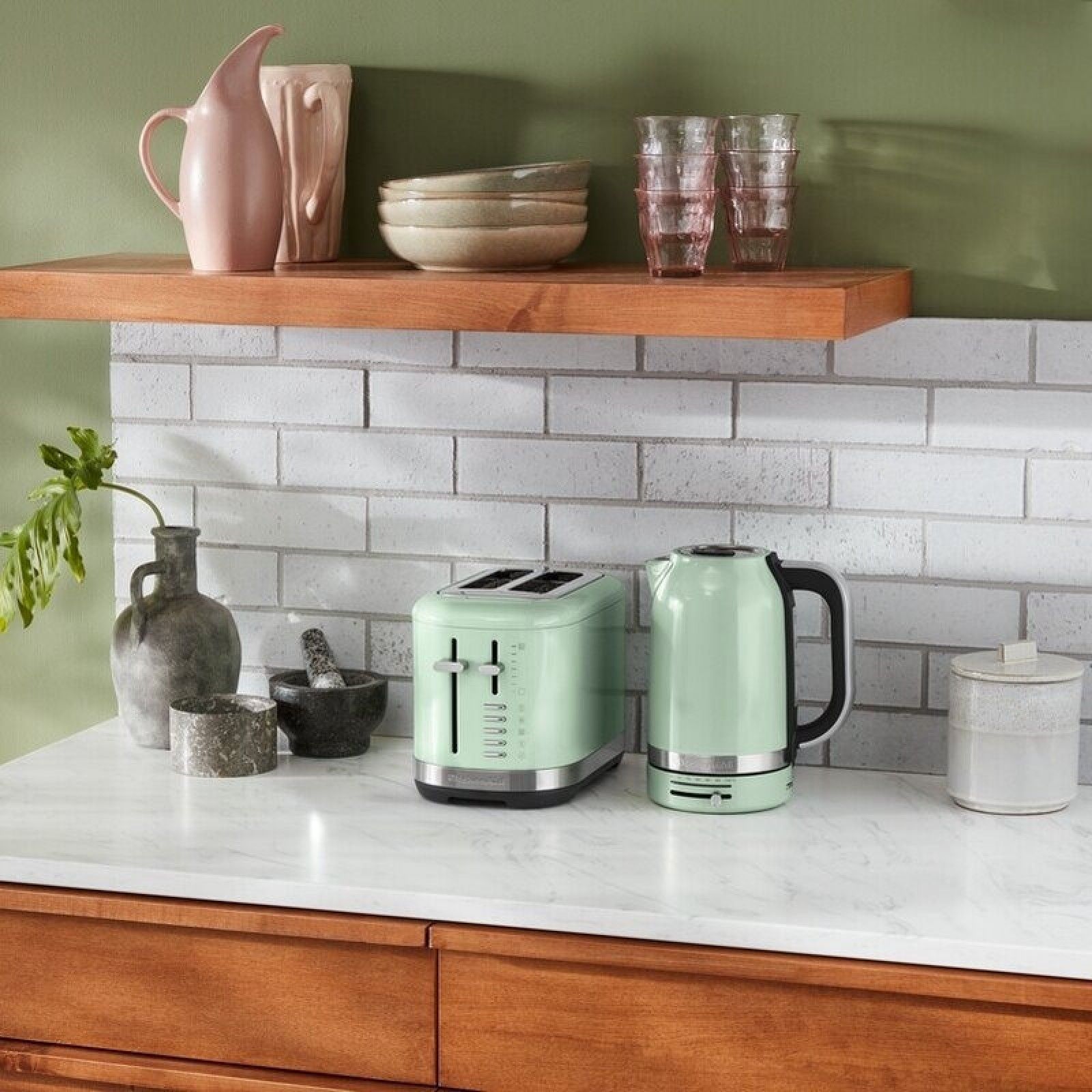 Электрочайник KitchenAid Electric Kettle Pistachio KEK1701PT
