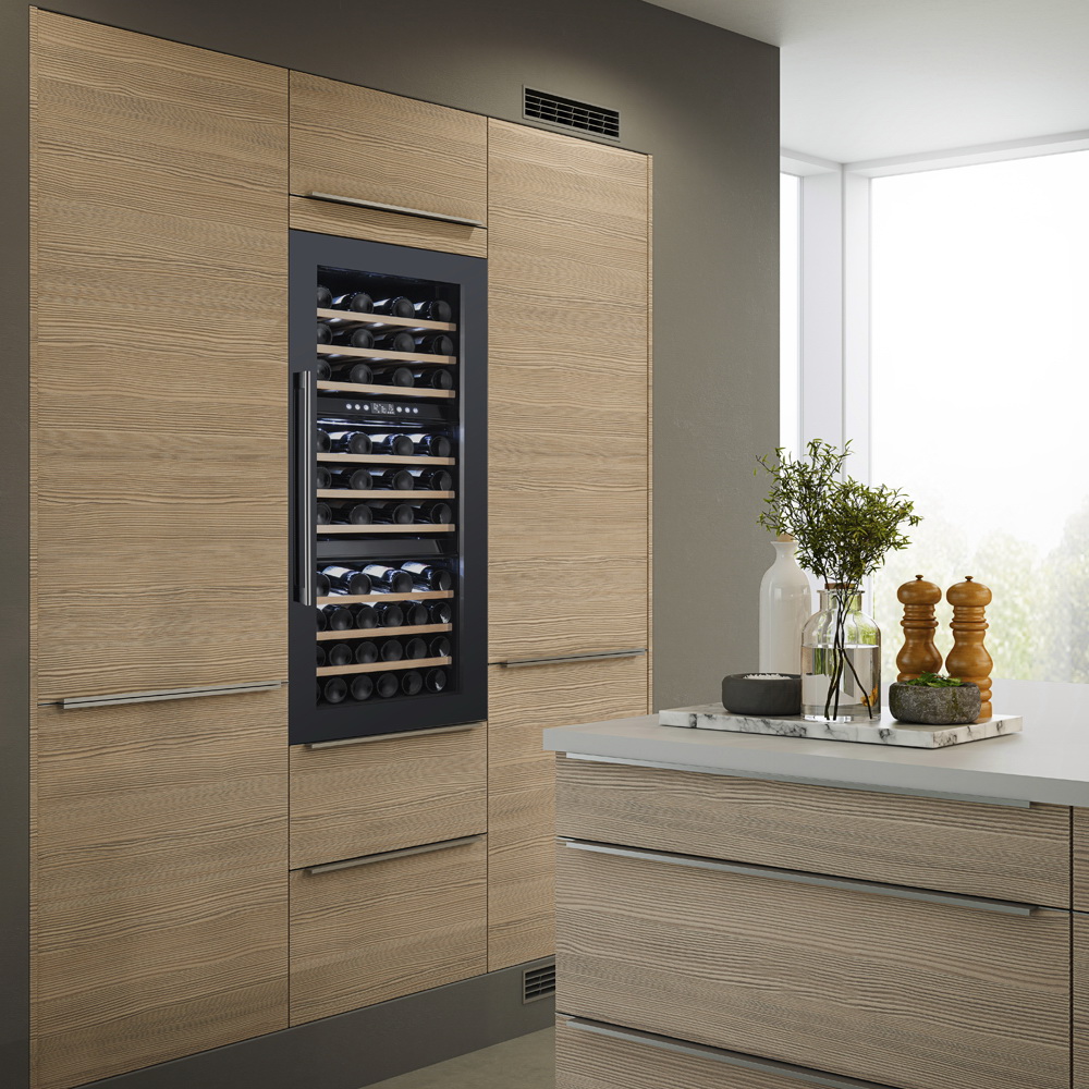 Встраиваемый винный шкаф Temptech Oslo OBI124TB