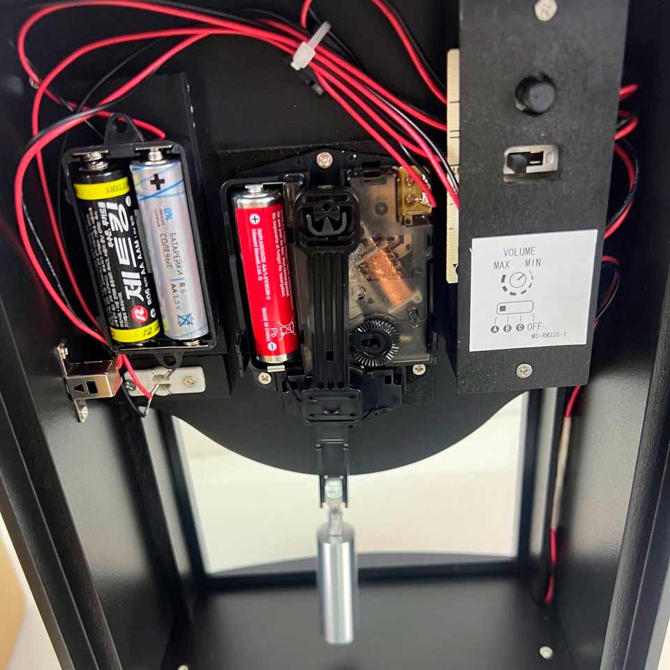 Настольные часы Seiko Quartz Table Clock QXW250K