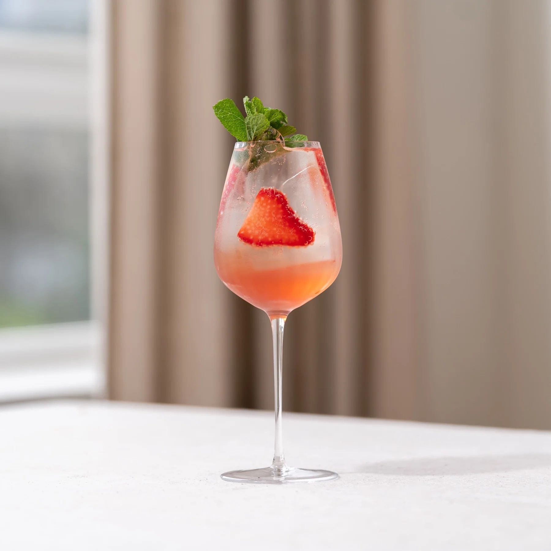 2 бокала для белого вина Nude Glass Round Up Dusty Rose Set 1204834