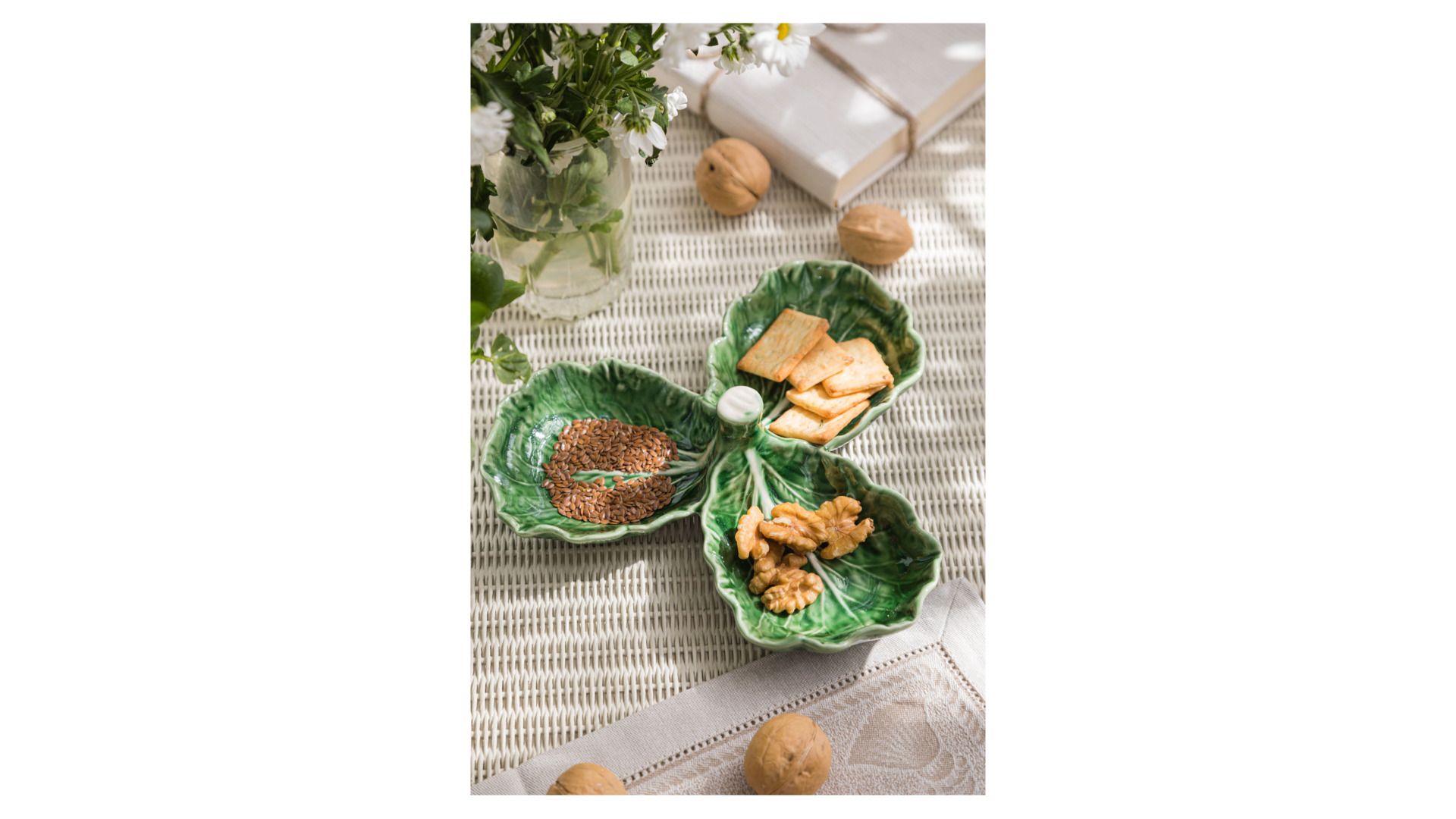 Менажница Bordallo Pinheiro Cabbage Olive Dish 65000578