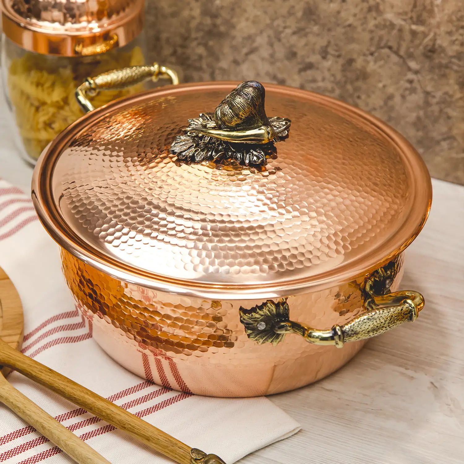 Кастрюля с крышкой Кольчугинский Мельхиор KM111794