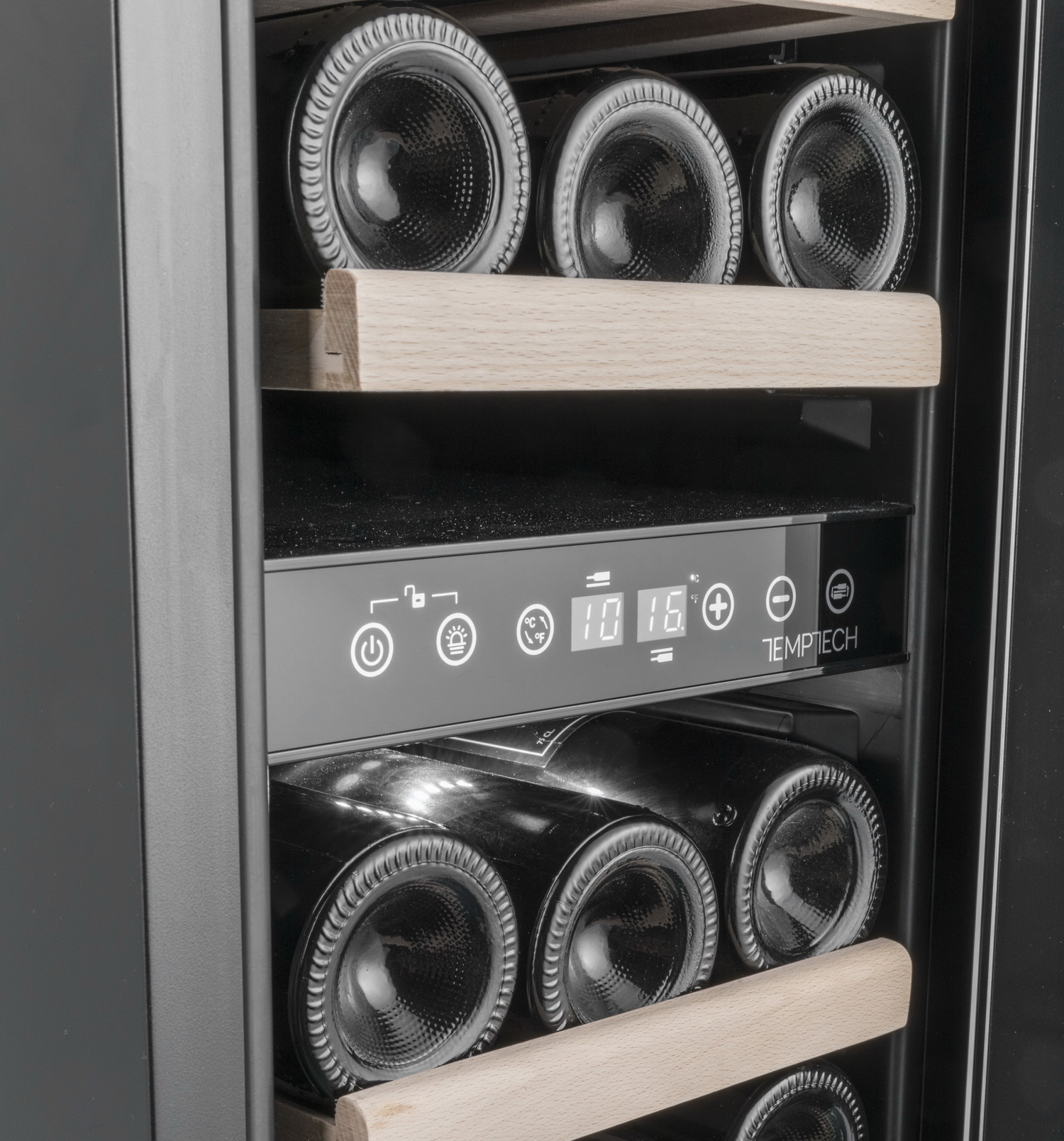 Винный шкаф Temptech OX30DRW Oslo