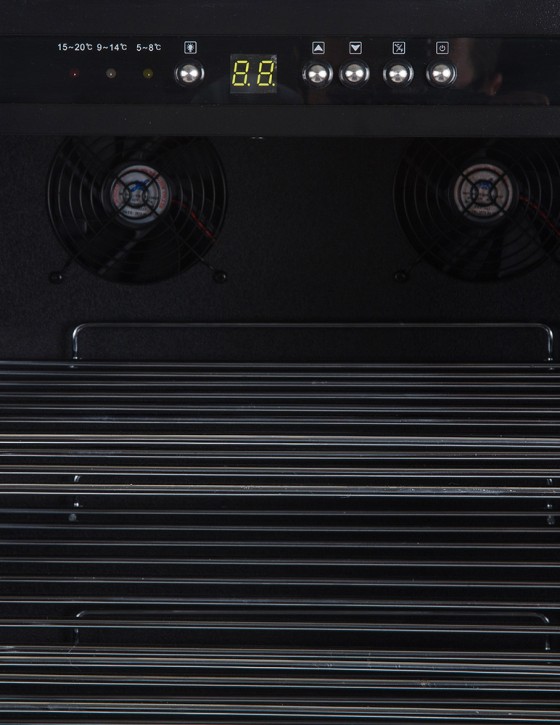 Винный шкаф La Sommeliere PRO110