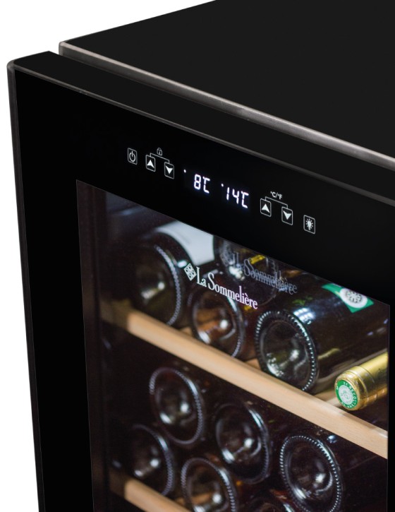 Винный шкаф La Sommeliere SLS32DZBLACK