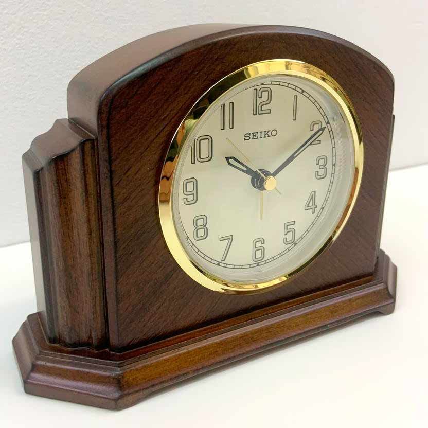 Настольные часы Seiko Quartz Table Clock QXE043