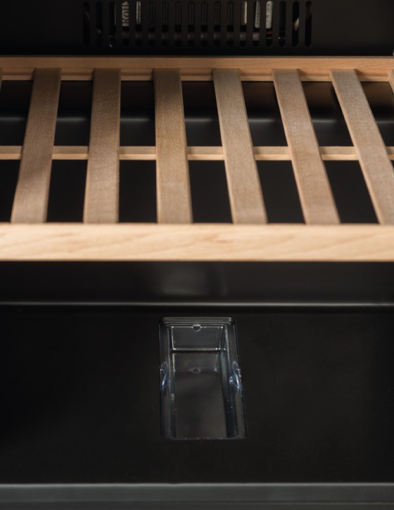 Винный шкаф La Sommeliere SLS45DZ