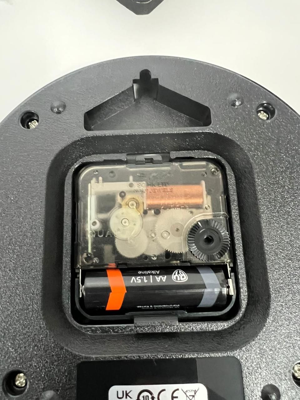 Настенные часы Seiko Quartz Wall Clock QXA640WN