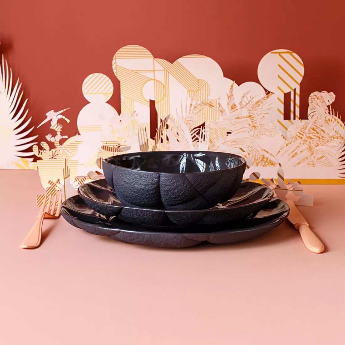 Тарелка обеденная Revol Succession Black 650729