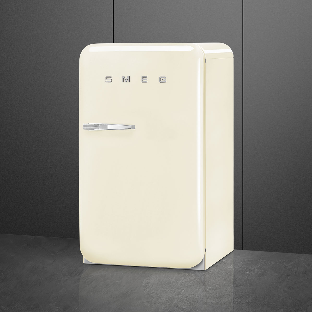 Холодильник SMEG FAB10RCR6