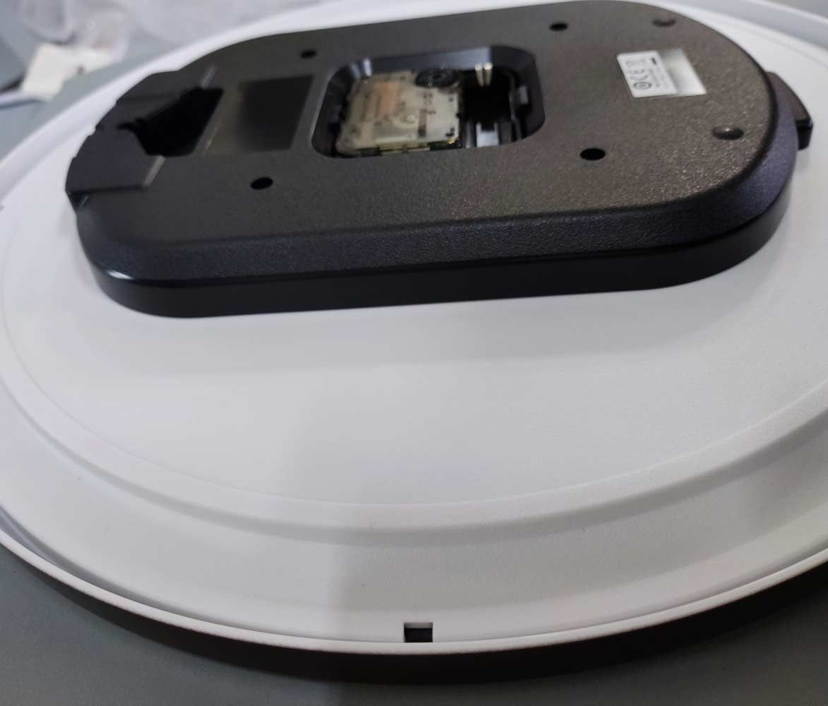 Настенные часы Seiko Quartz Wall Clock QXA768B