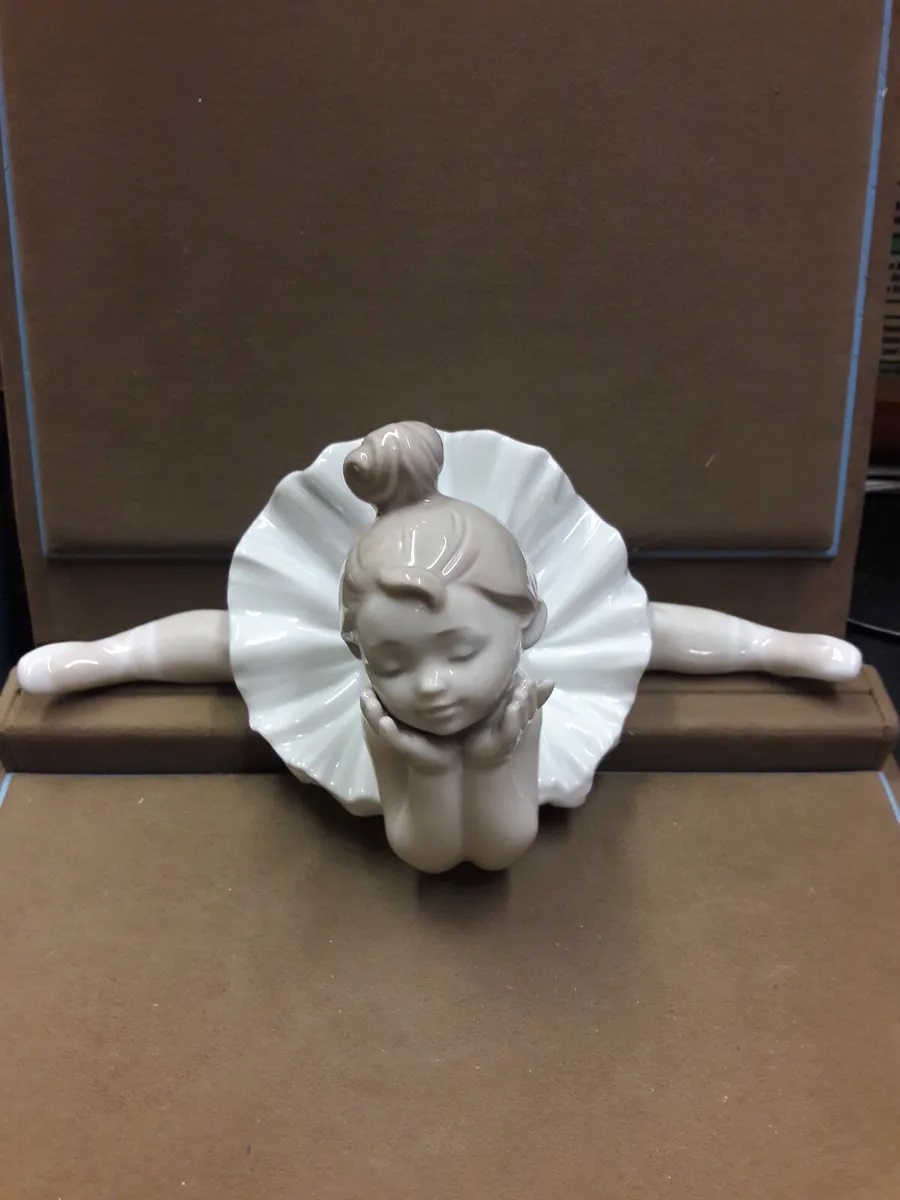 Статуэтка NAO Ready For My Debut 2001688