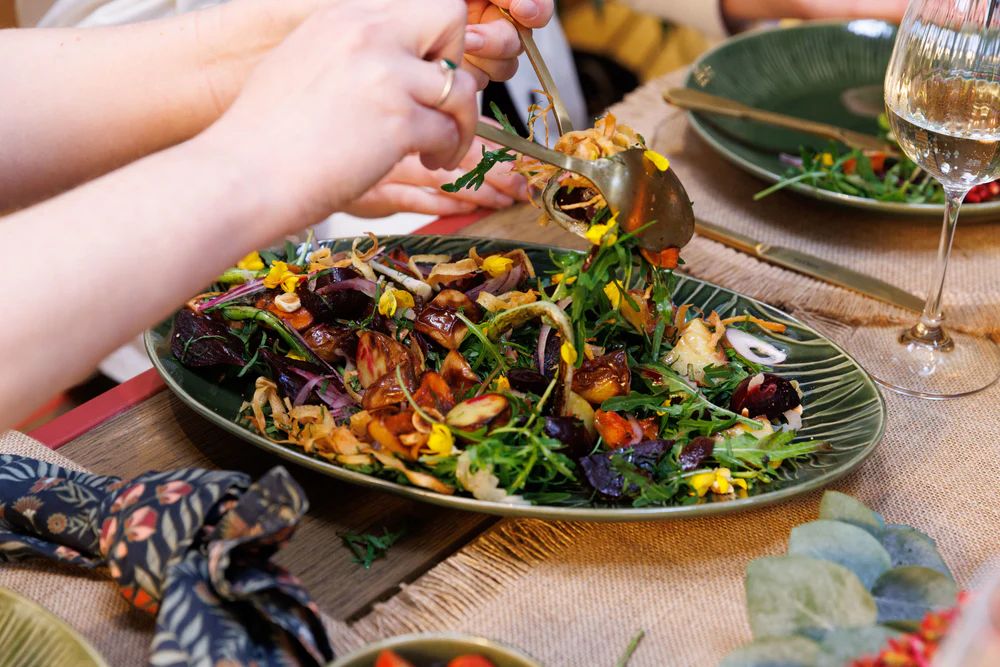 Блюдо сервировочное KitchenCraft Mikasa Jardin Green Oval Serving Platter MKJDSRVPLATOV