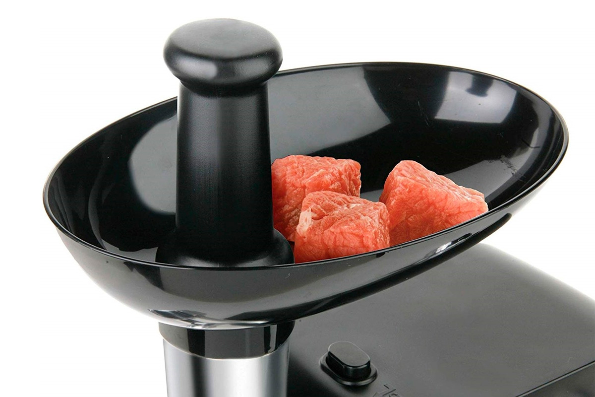 Мясорубка Black+Decker BXMMA1000E