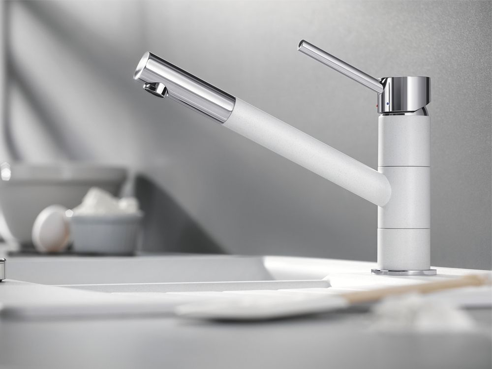 Кухонный смеситель Blanco Kano Black Matt 526667