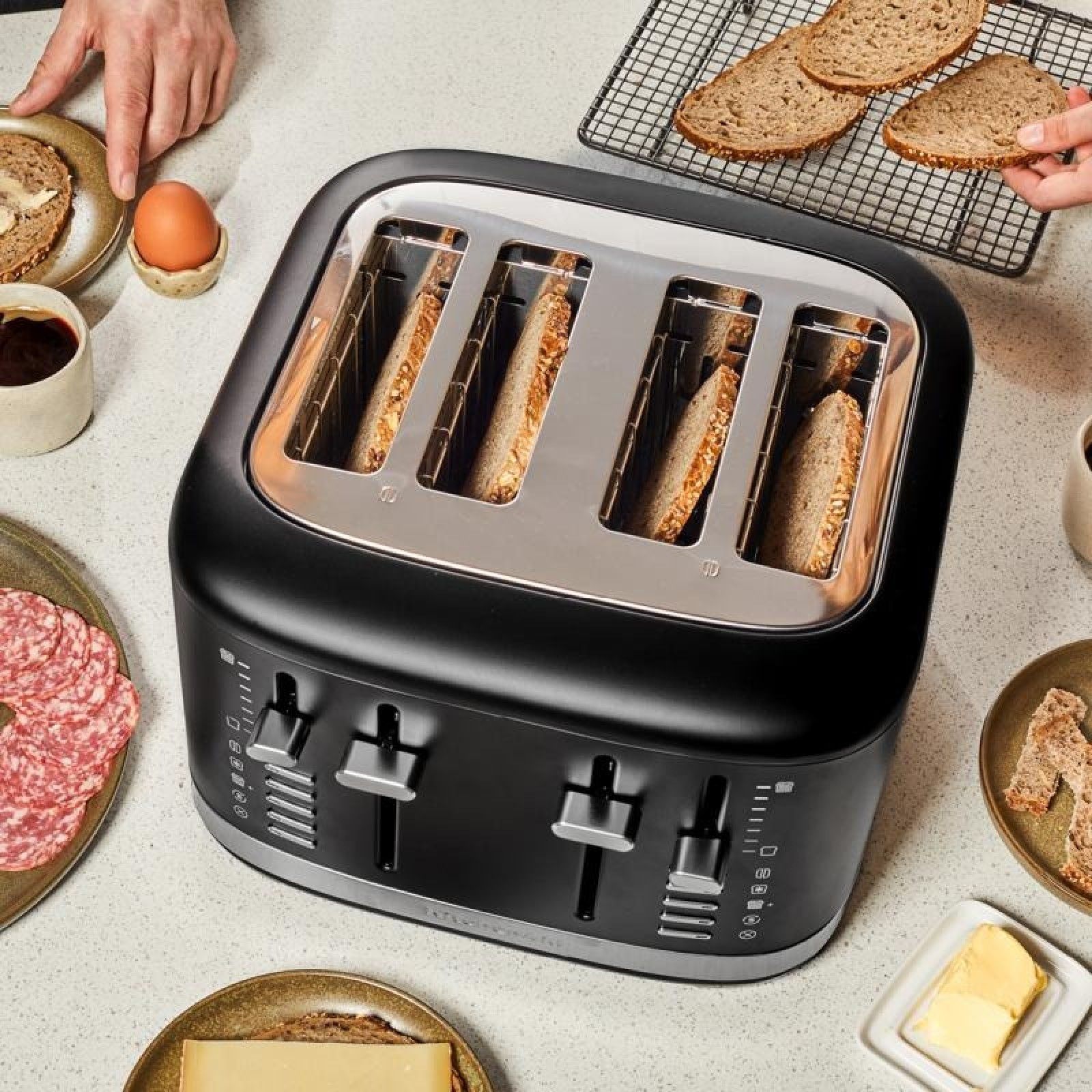 Тостер KitchenAid 4-Slice Toaster Black Matte KMT4109BM