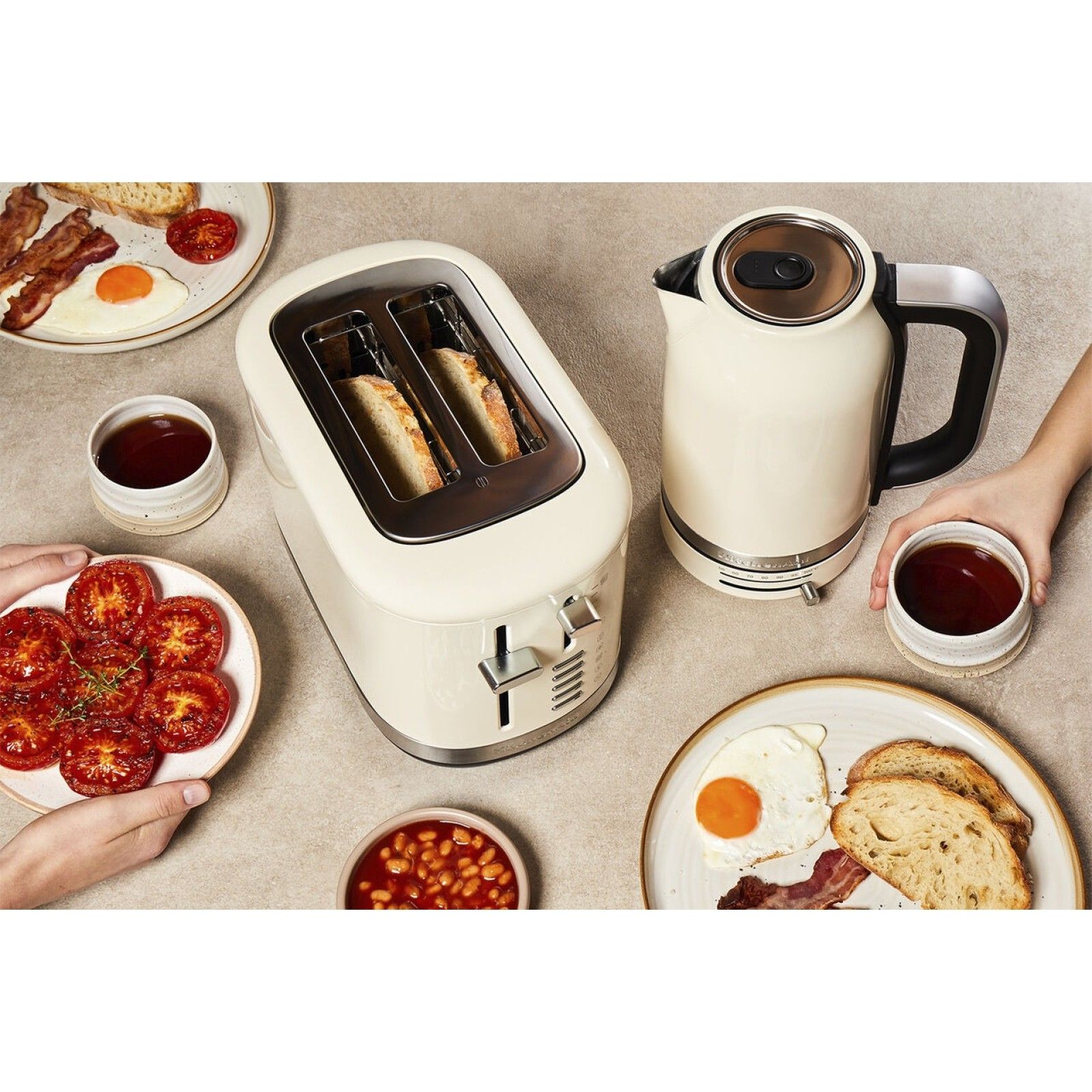 Электрочайник KitchenAid Electric Kettle Almond Cream KEK1701AC